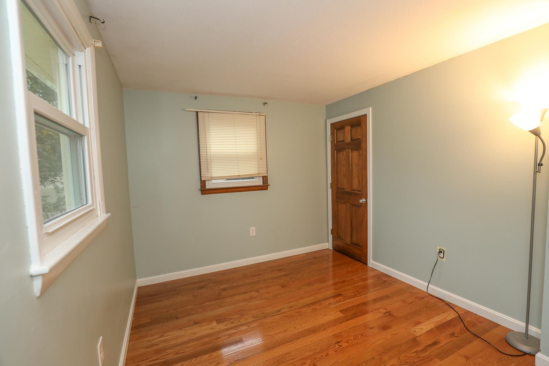 7 Norwich Road Nashua, NH 03062 - Photo 27 of 36