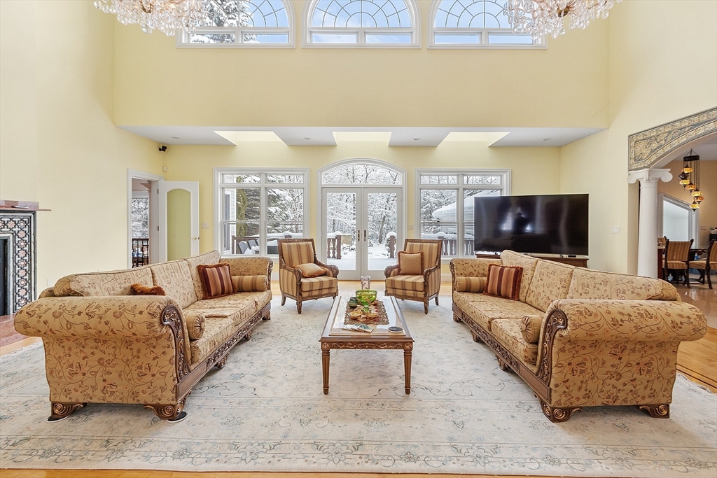 30 Bridle Path Shrewsbury, MA 01545 - Photo 3 of 42