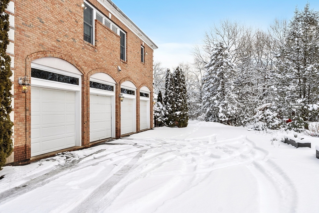 30 Bridle Path Shrewsbury, MA 01545 - Photo 39 of 42