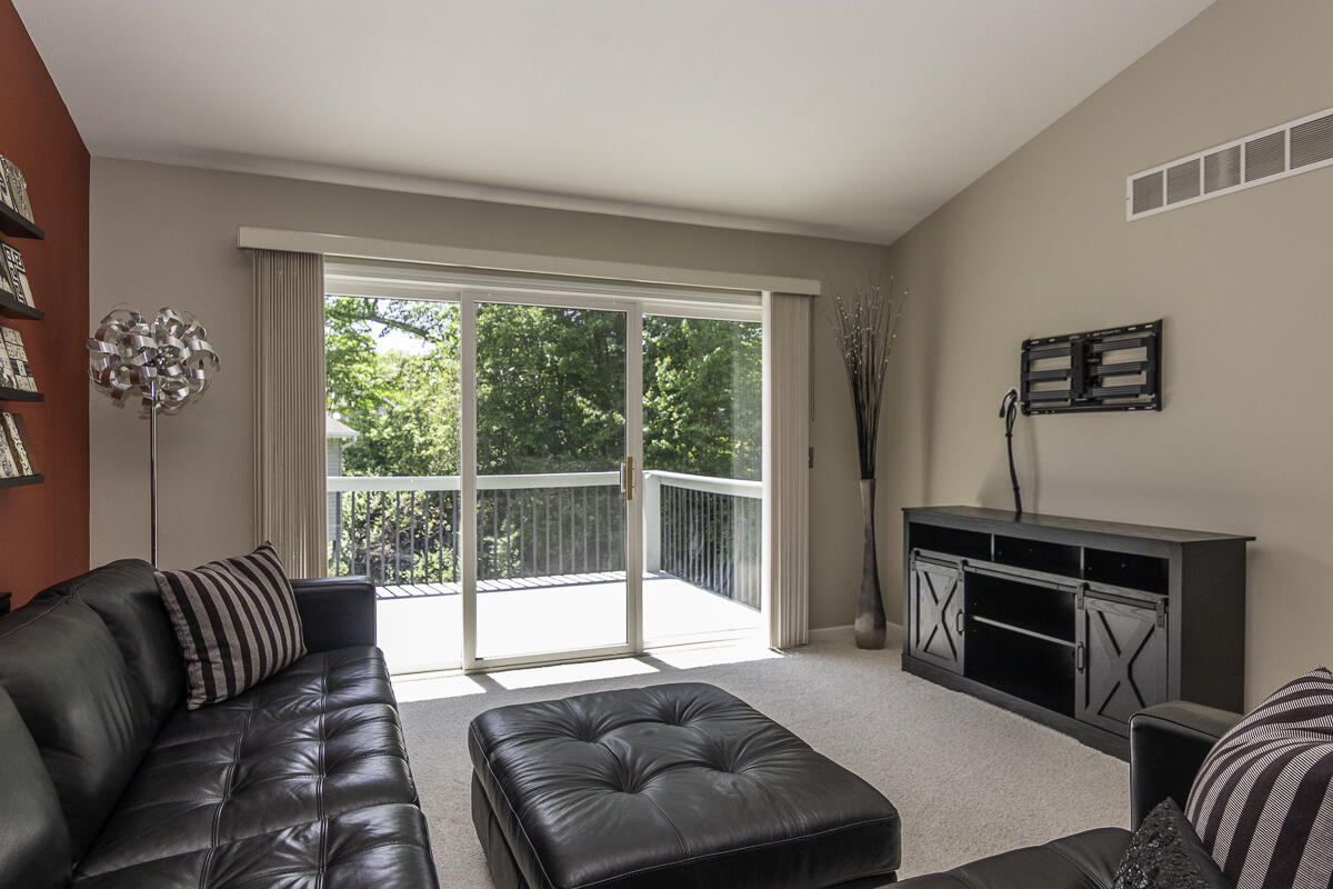 1357 Harrier Ridge Kalamazoo, MI 49009 - Photo 10 of 34 1357HarrierRidge-40
