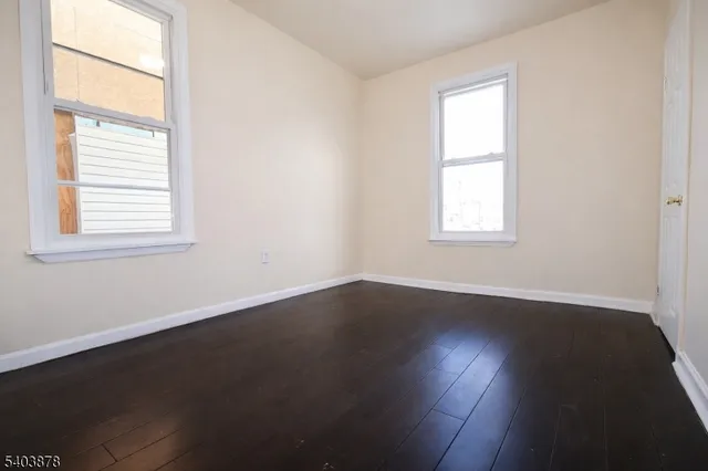 $3,500 | 184 South 6th Street, Newark, NJ 07103