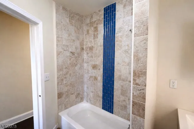 $3,500 | 184 South 6th Street, Newark, NJ 07103