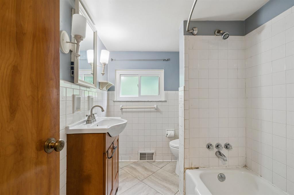 610 Cascade Road Pittsburgh, PA 15221 - Photo 21 of 33