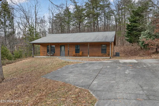 $369,900 | 268 Burning Oaks Drive, Sevierville, TN 37876