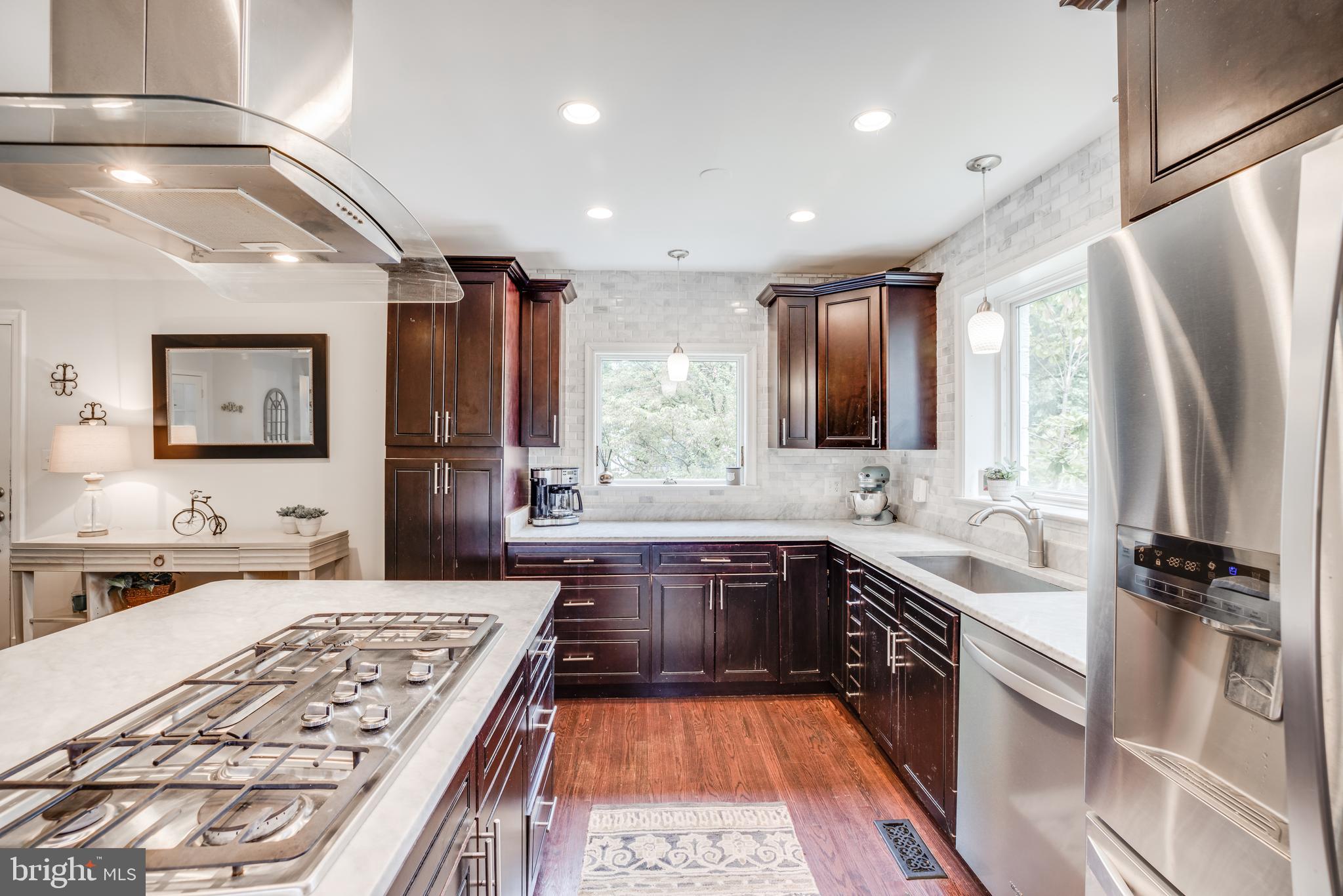 9908 Woodburn Road Silver Spring, MD 20901 - Photo 11 of 66