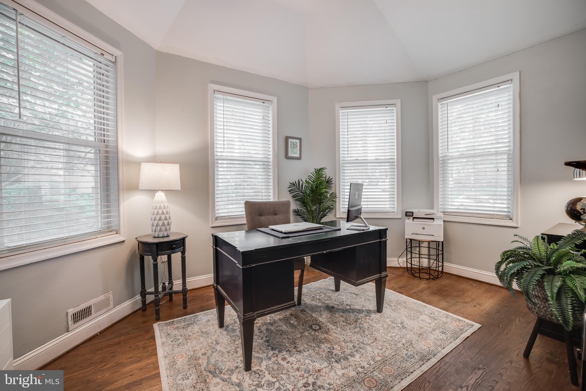 9908 Woodburn Road Silver Spring, MD 20901 - Photo 29 of 66
