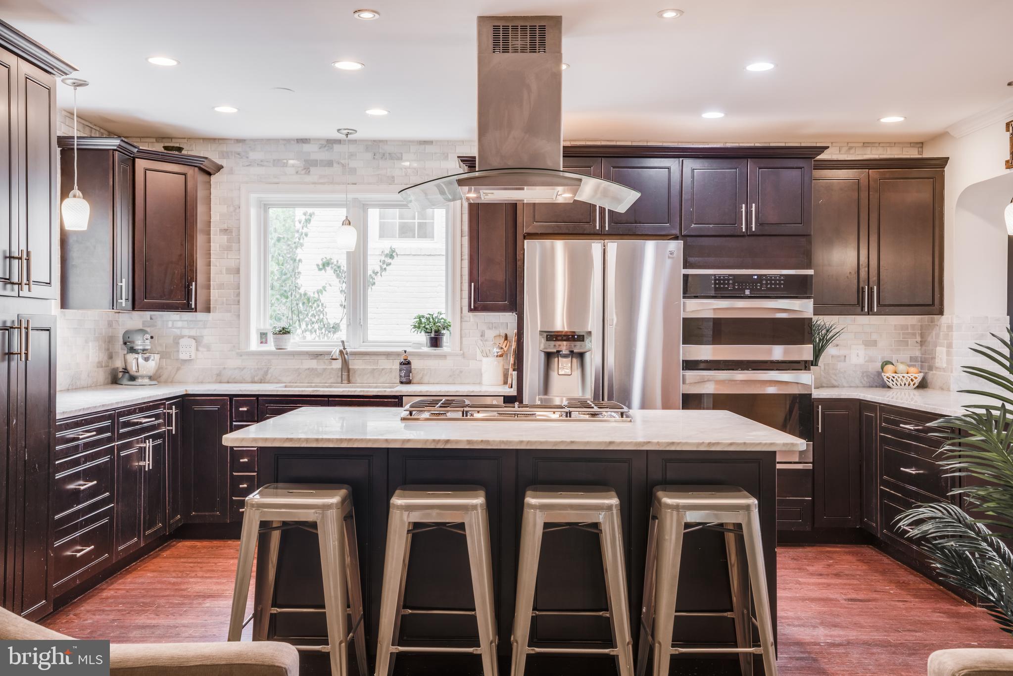 9908 Woodburn Road Silver Spring, MD 20901 - Photo 4 of 66
