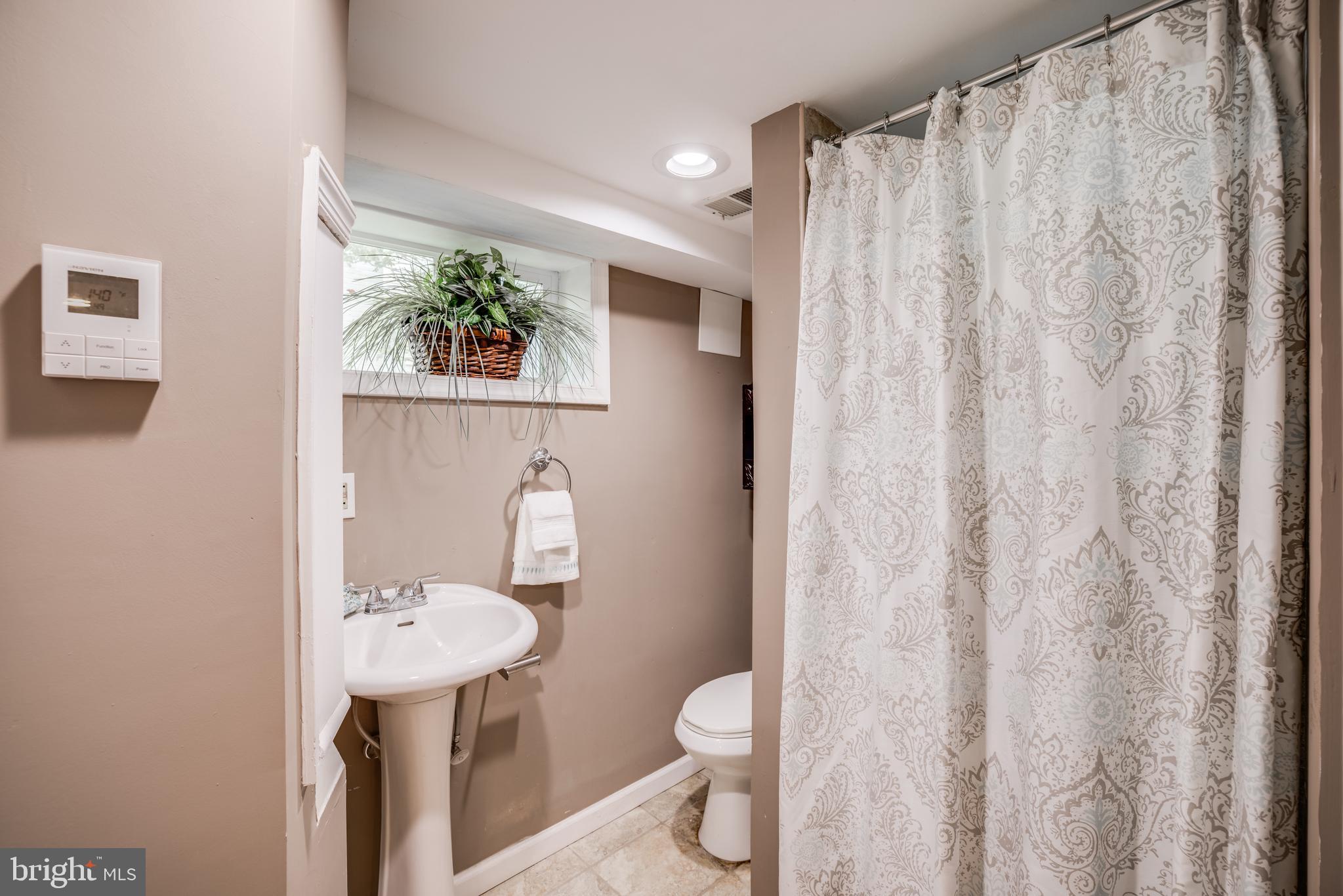 9908 Woodburn Road Silver Spring, MD 20901 - Photo 34 of 66