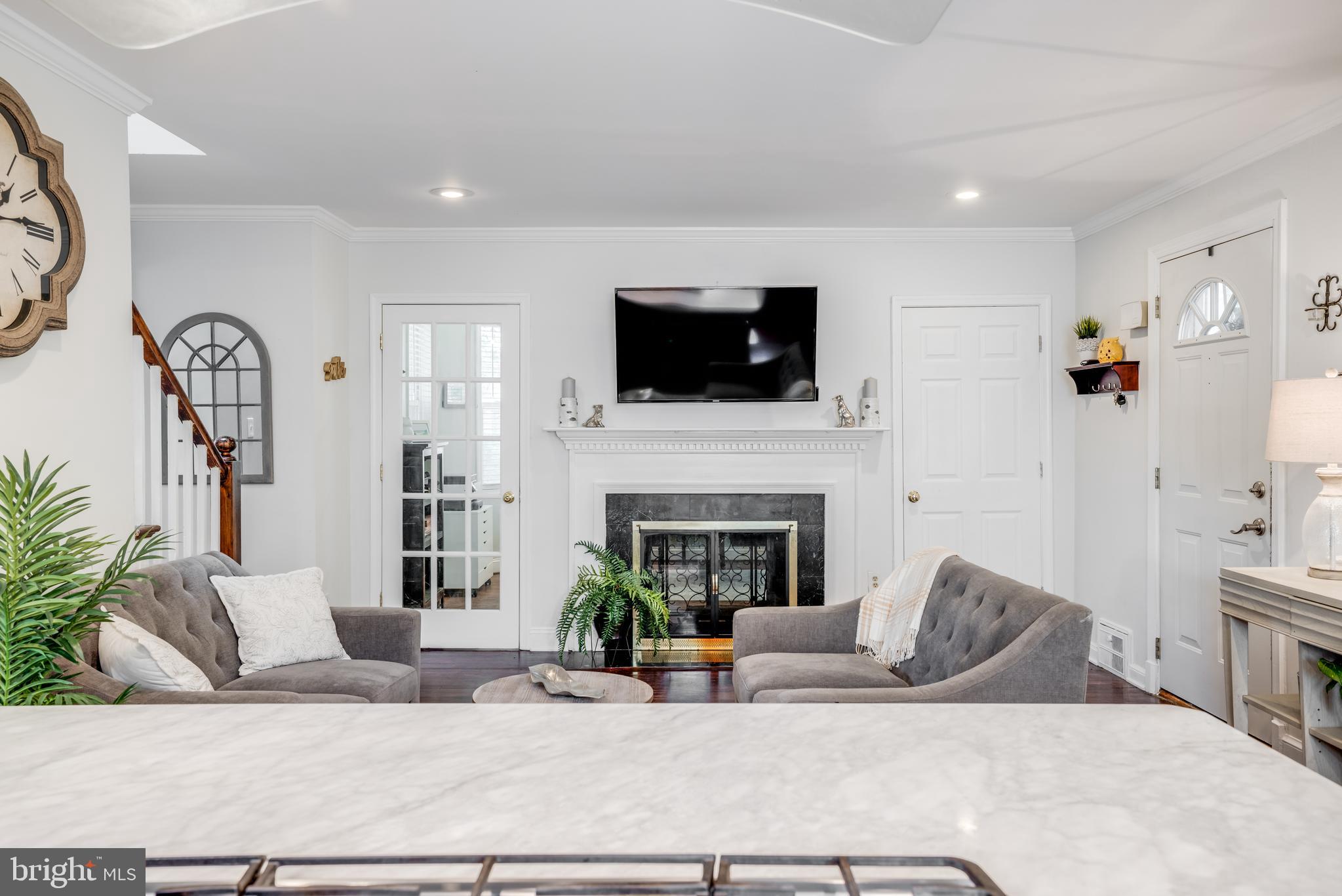 9908 Woodburn Road Silver Spring, MD 20901 - Photo 9 of 66