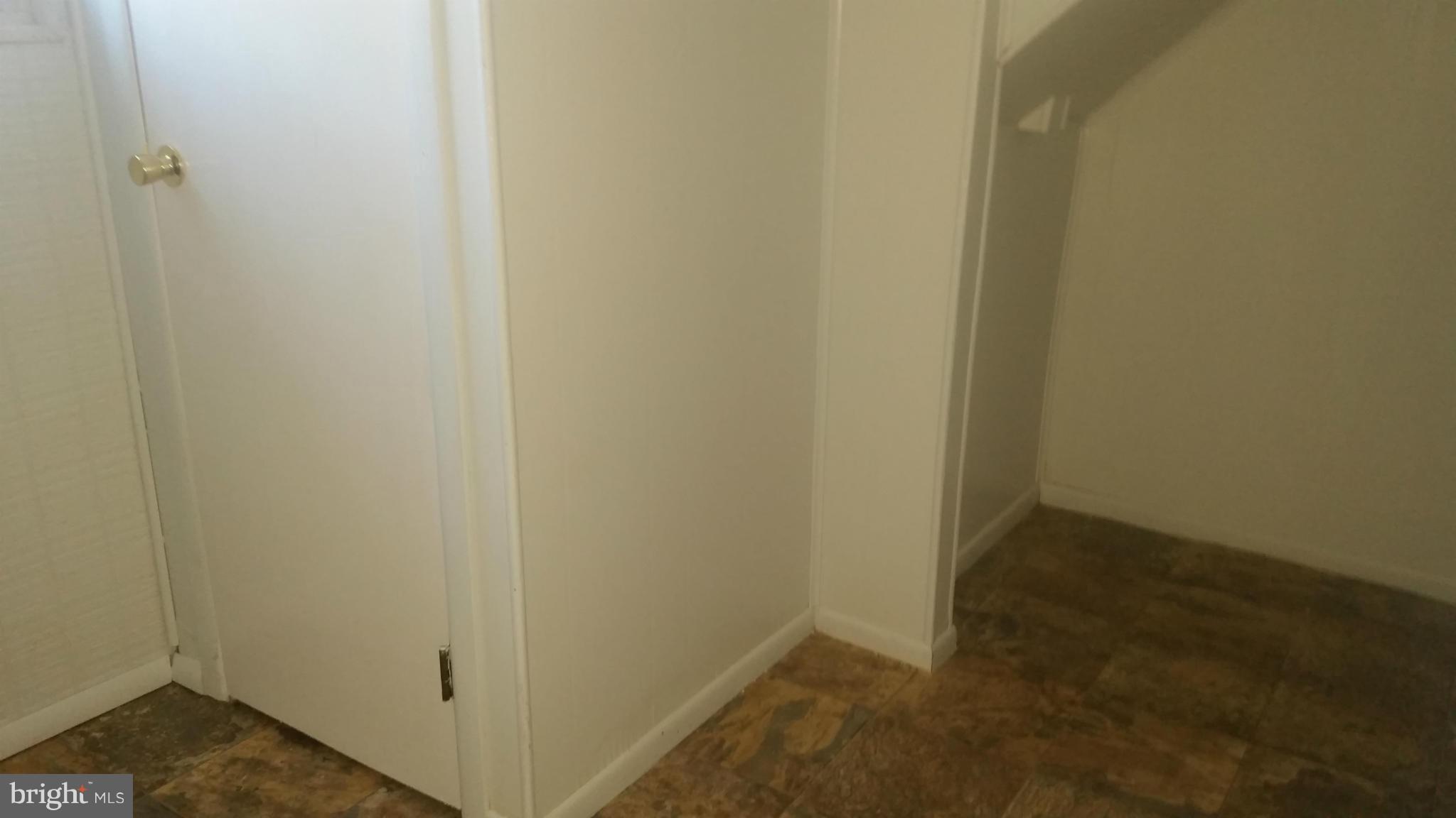 7510 Saffron Court Hanover, MD 21076 - Photo 11 of 30 a view of a room