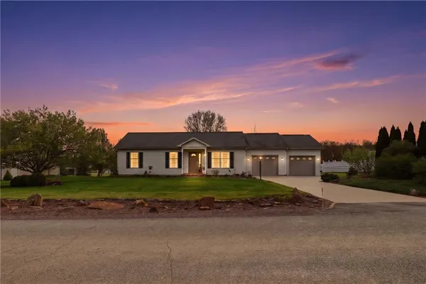 $239,900 | 695 Greenhouse Road, Rockwood, PA 15557