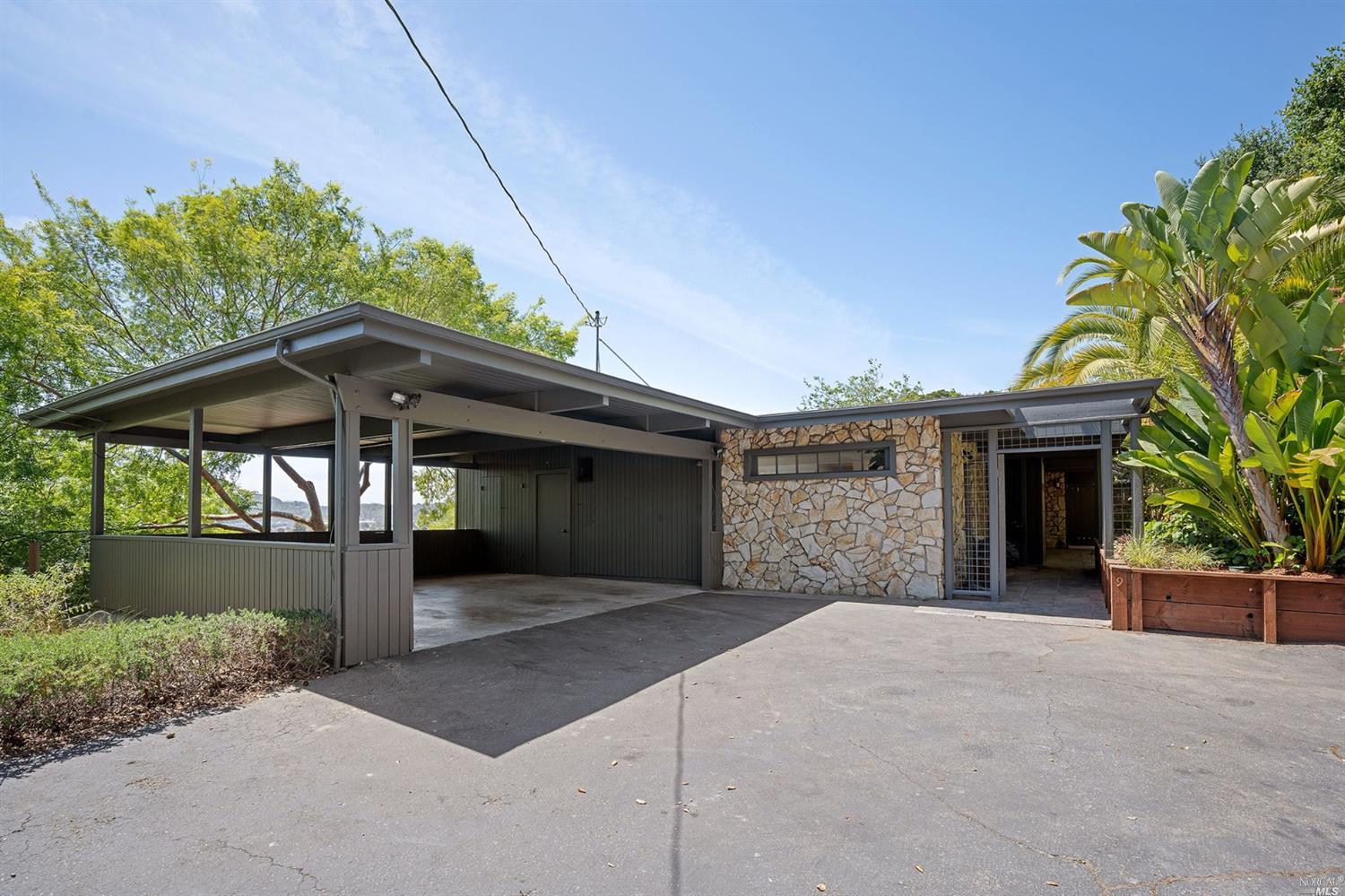 9 Pigeon Hollow Road San Rafael, CA 94901 - Photo 3 of 67