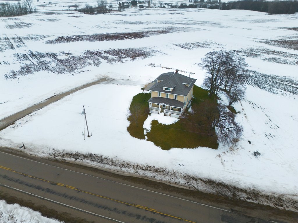 N4390 County Road East Kewaunee, WI 54216 - Photo 9 of 44