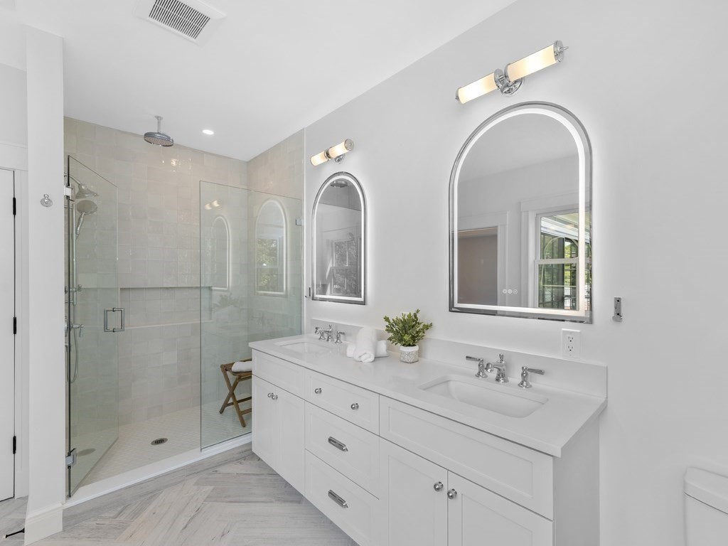 58-60 University Road, Unit 58 Brookline, MA 02446 - Photo 21 of 29 Gallery Image 21