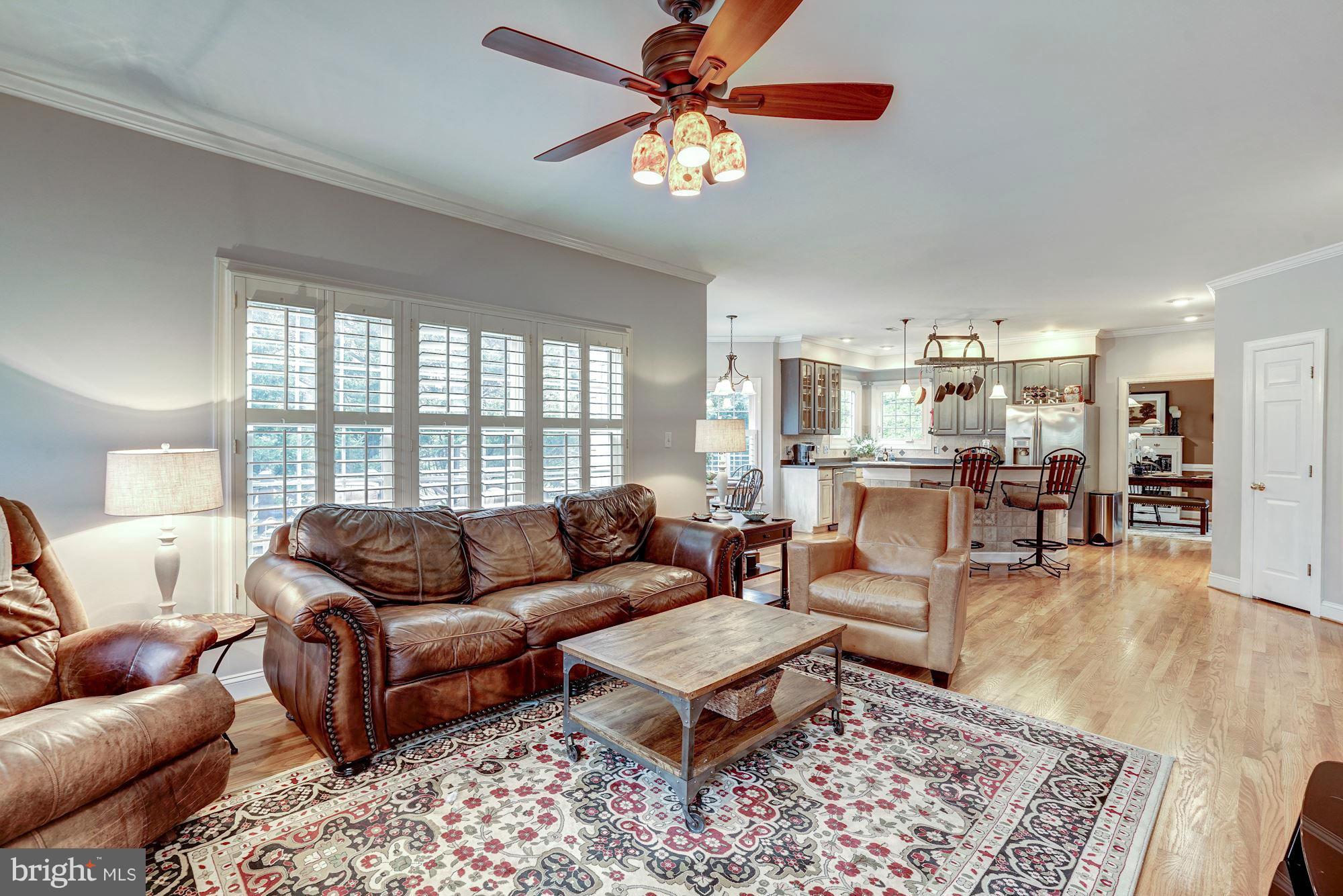 6400 True Lane Springfield, VA 22150 - Photo 5 of 30 Living Room