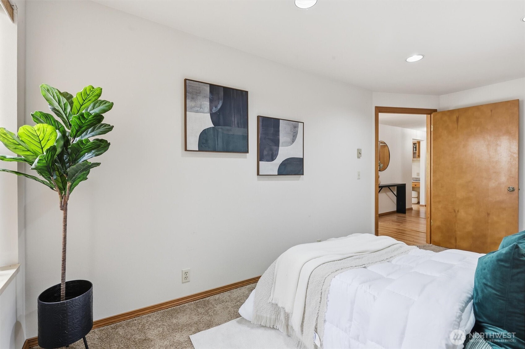 201 3rd Avenue North, Unit 317 Edmonds, WA 98020 - Photo 24 of 39
