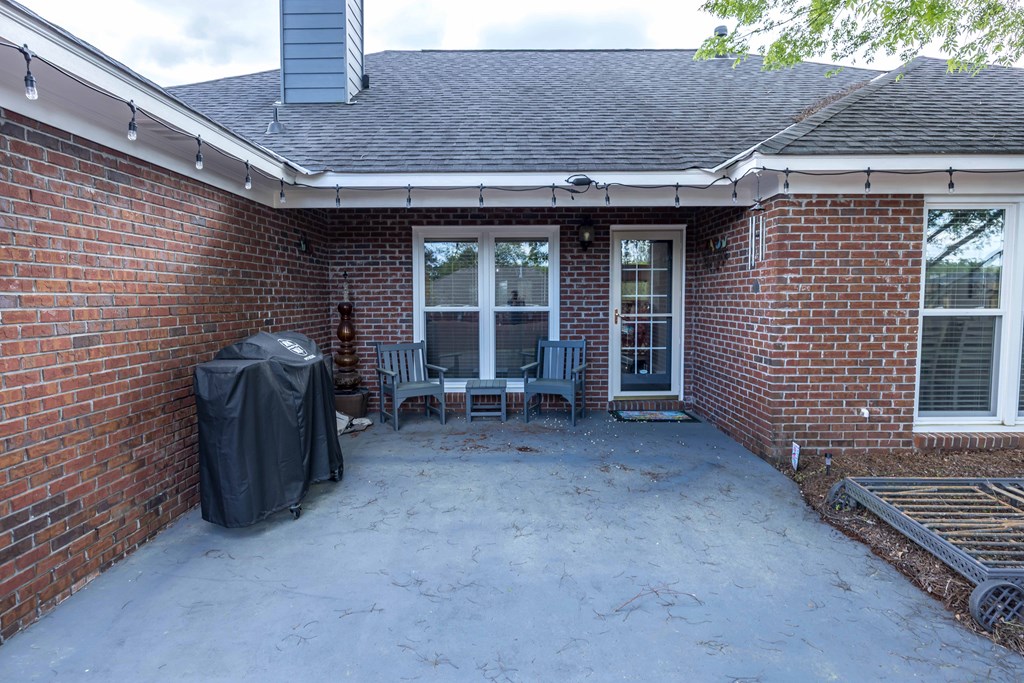 5017 Emerald Isle Court Columbus, GA 31909 - Photo 33 of 37 a view of a house with backyard and porch