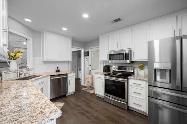 $343,800 | 5017 Emerald Isle Court, Columbus, GA 31909