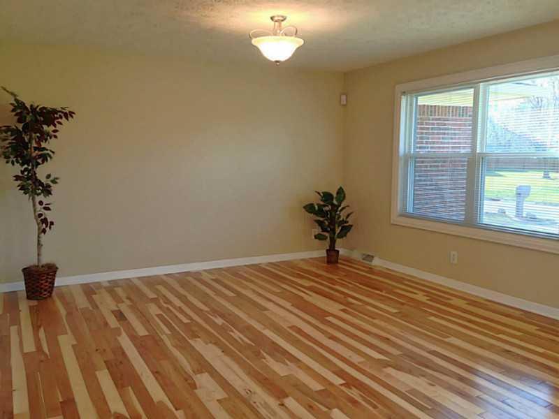 499 Valley Way Road Greenwood, IN 46142 - Photo 3 of 13 Gallery Image 3