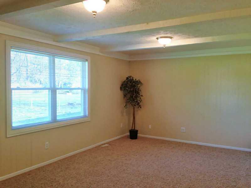 499 Valley Way Road Greenwood, IN 46142 - Photo 7 of 13 Gallery Image 7
