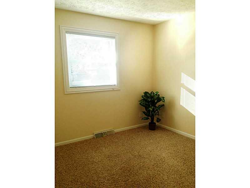 499 Valley Way Road Greenwood, IN 46142 - Photo 9 of 13 Gallery Image 9