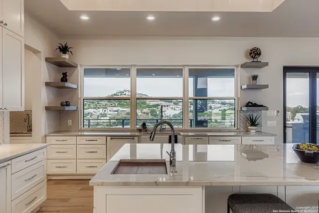 $1,399,950 | 23202 Walker Ridge, San Antonio, TX 78255