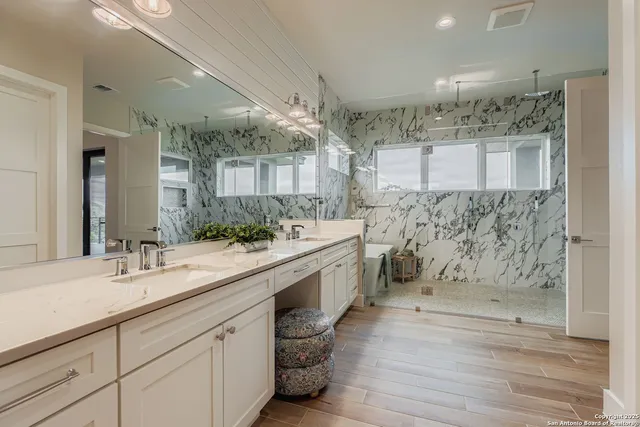 $1,399,950 | 23202 Walker Ridge, San Antonio, TX 78255