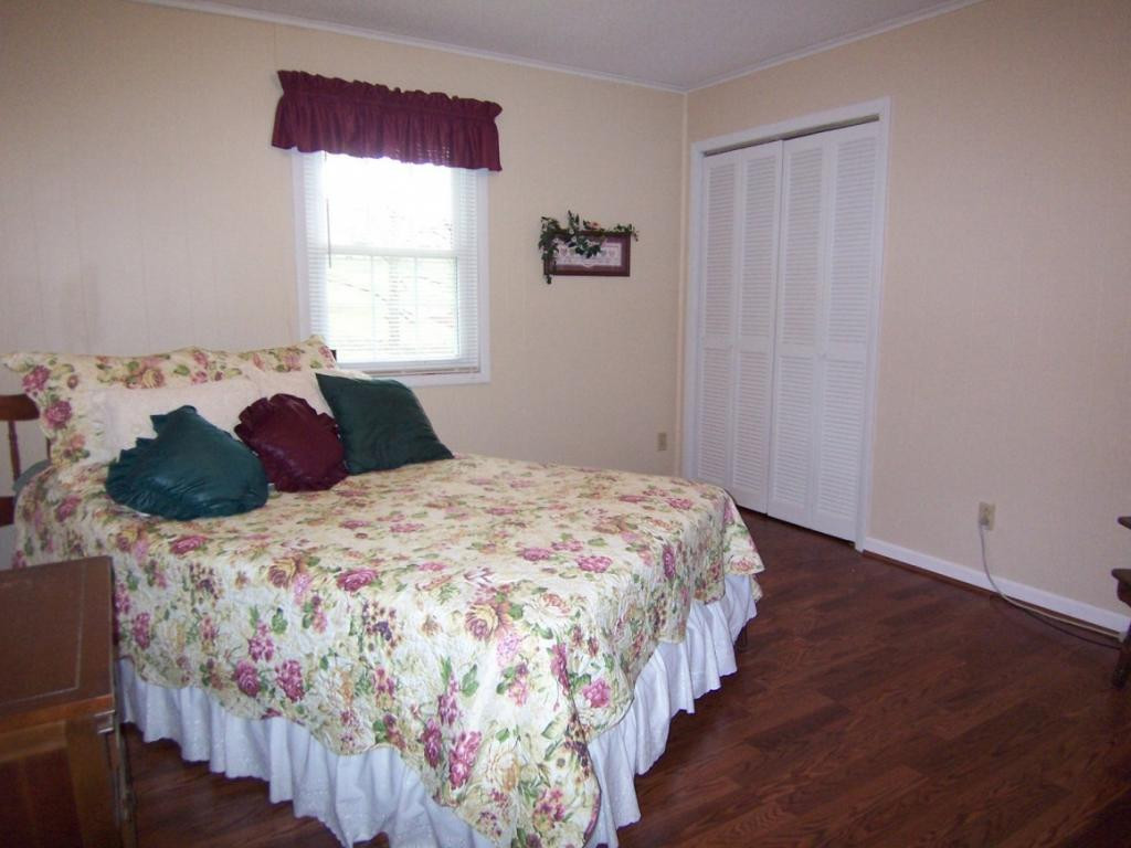 2866 Siam Road Elizabethton, TN 37643 - Photo 13 of 23 Photo 13