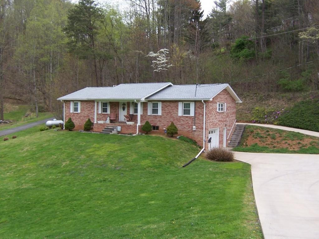 2866 Siam Road Elizabethton, TN 37643 - Photo 2 of 23 Photo 2