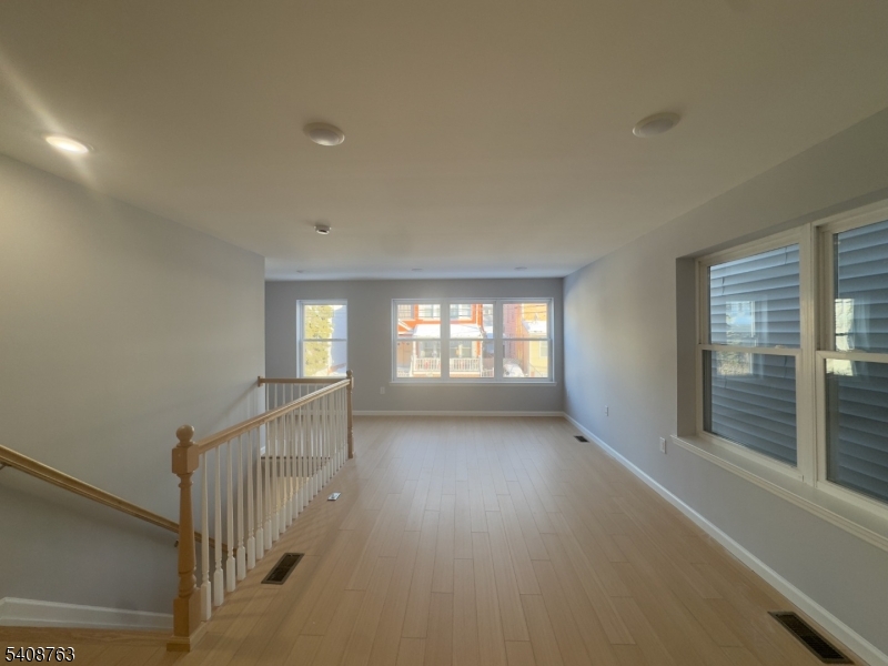 27 Isabella Avenue, Unit 2 Newark, NJ 07106 - Photo 10 of 27