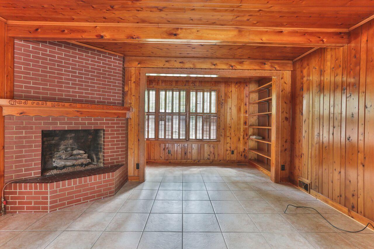 536 Stanley Avenue Rockingham, NC 28379 - Photo 12 of 47 1O8A9791_preview.jpeg
