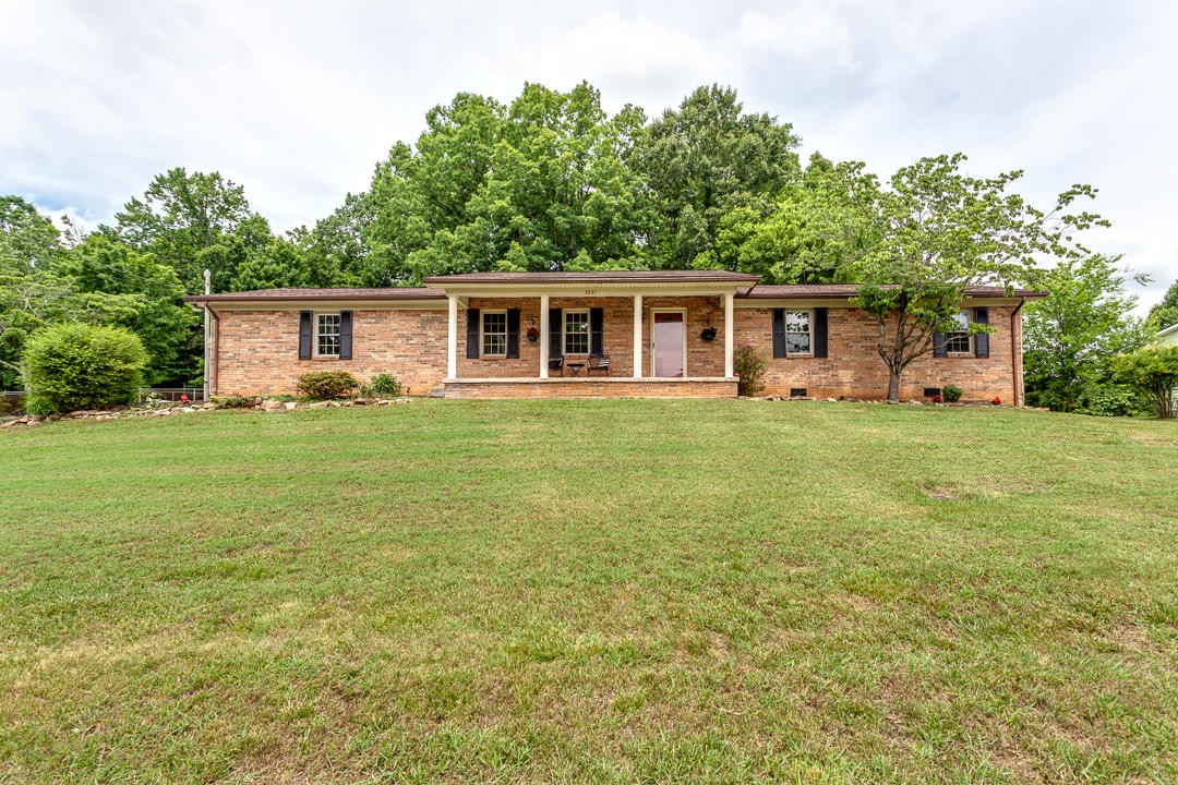 2821 Rambling Road Maryville, TN 37801 - Photo 1 of 30 Gallery Image 1