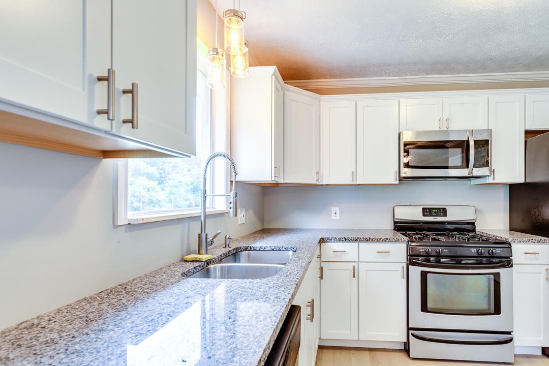 2821 Rambling Road Maryville, TN 37801 - Photo 8 of 30 Gallery Image 8