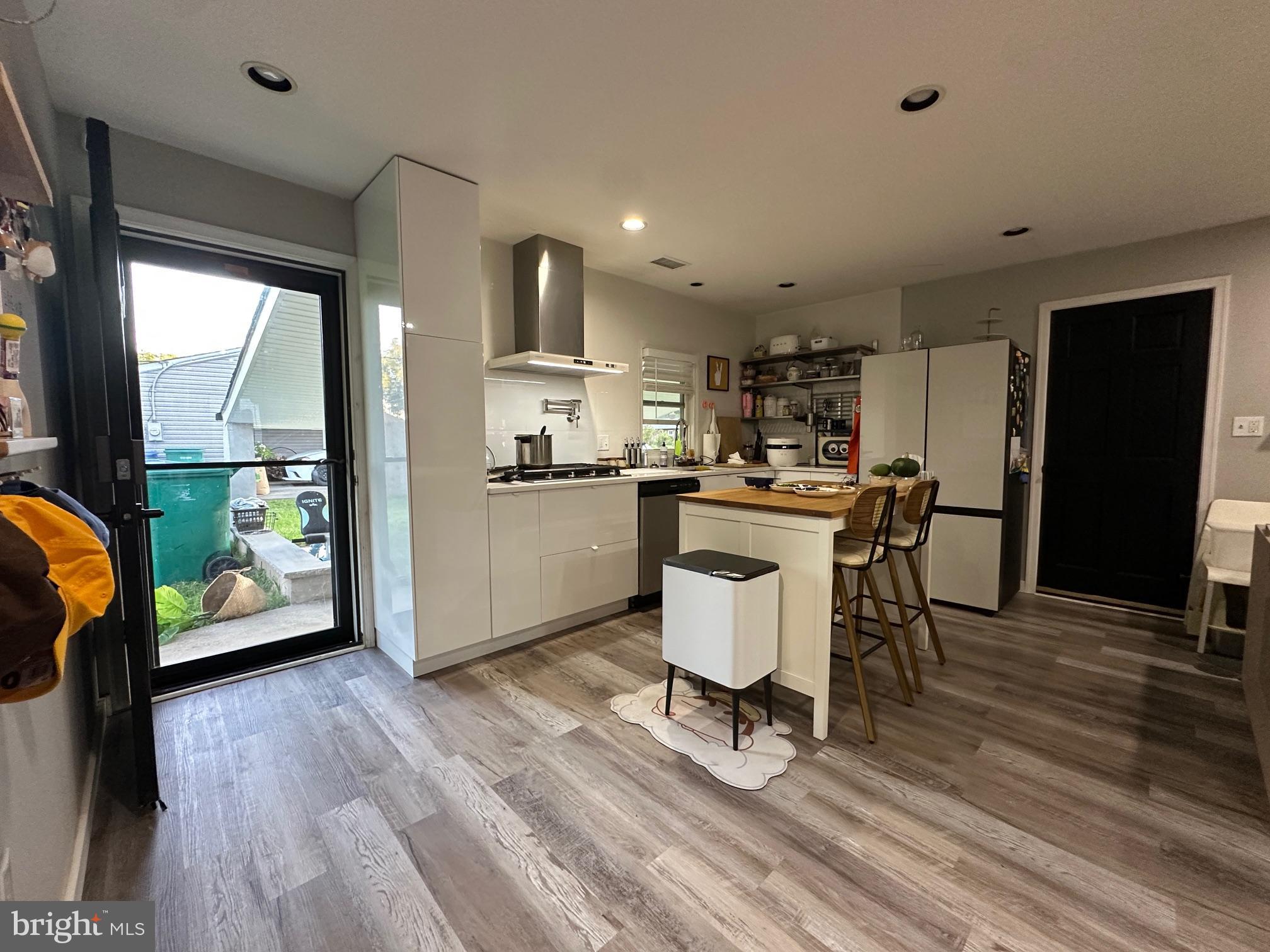 28 Outlook Lane Levittown, PA 19055 - Photo 16 of 22