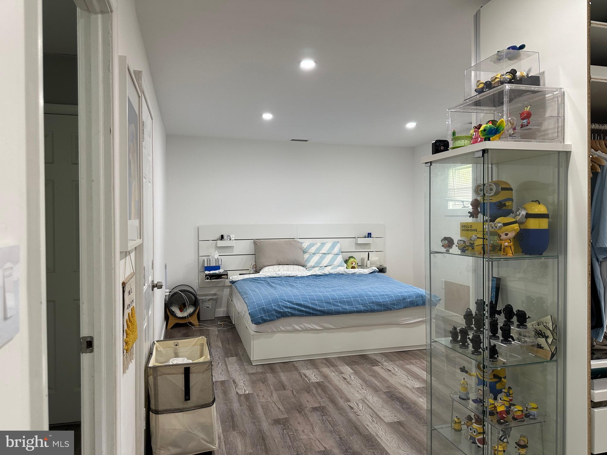 28 Outlook Lane Levittown, PA 19055 - Photo 6 of 22