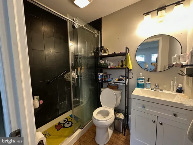 $379,900 | 28 Outlook Lane, Levittown, PA 19055