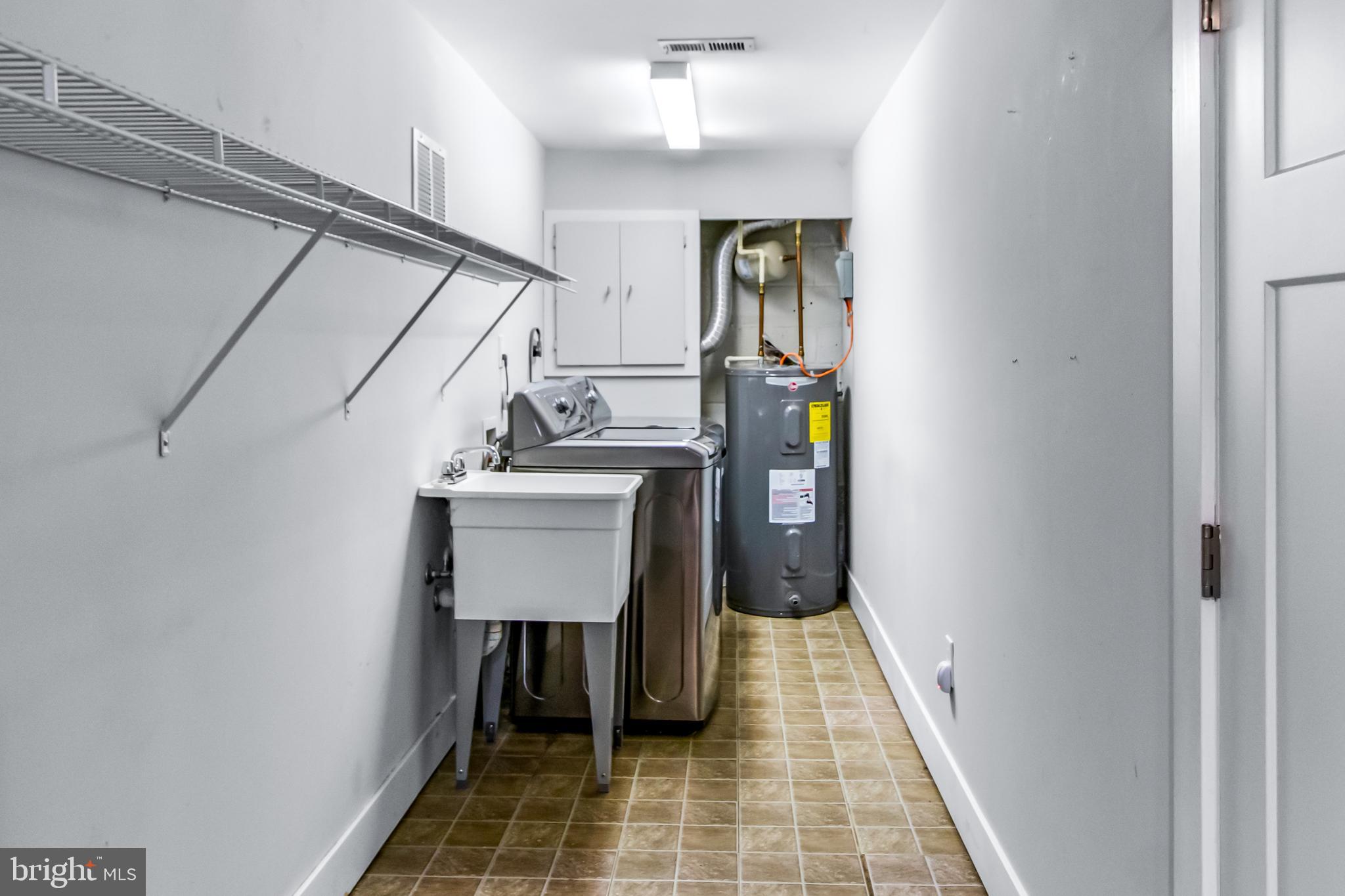 7516 Glenriddle Road Bethesda, MD 20817 - Photo 39 of 42