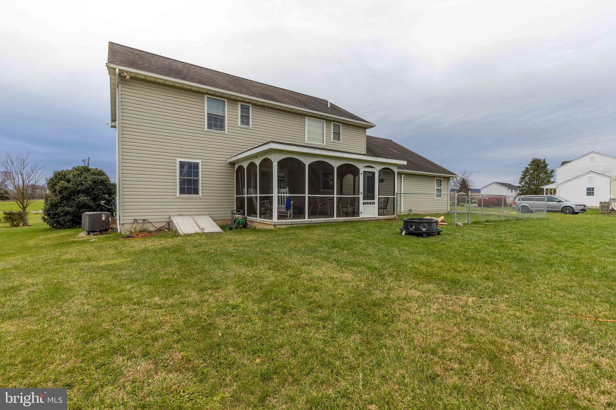 11339 Gift Road Clear Spring, MD 21722 - Photo 5 of 39