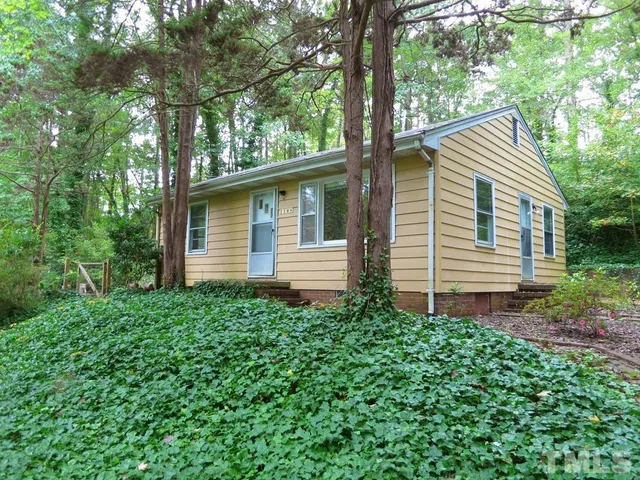 $1,525 | 1108 Valley Park Drive, Chapel Hill, NC 27514