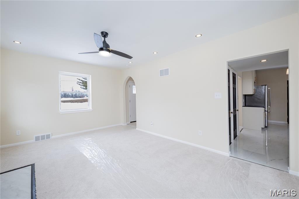 7824 Rosedale Drive St. Louis, MO 63121 - Photo 6 of 17