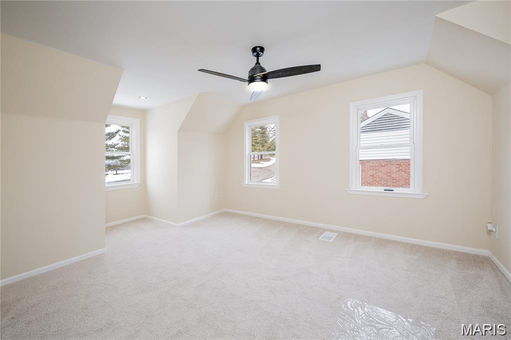 7824 Rosedale Drive St. Louis, MO 63121 - Photo 8 of 17