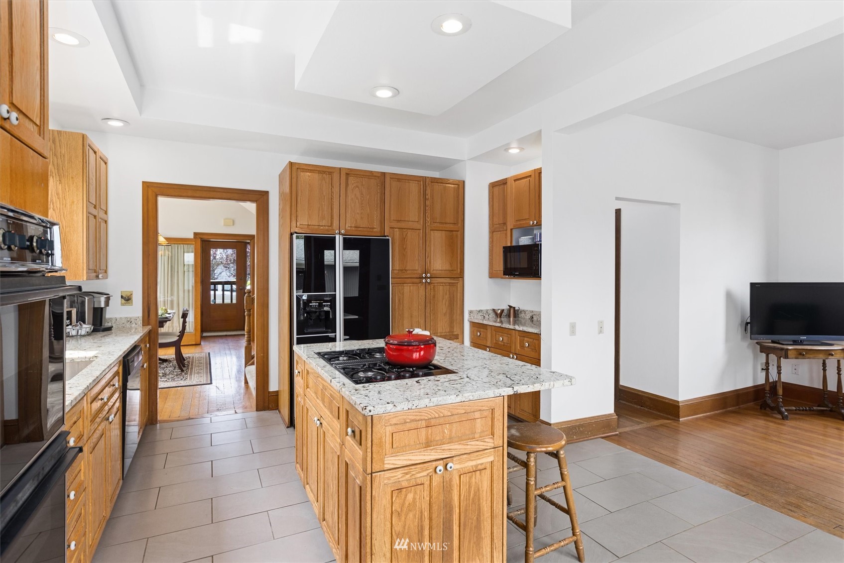 1717 Rucker Avenue Everett, WA 98201 - Photo 11 of 40 Gallery Image 11