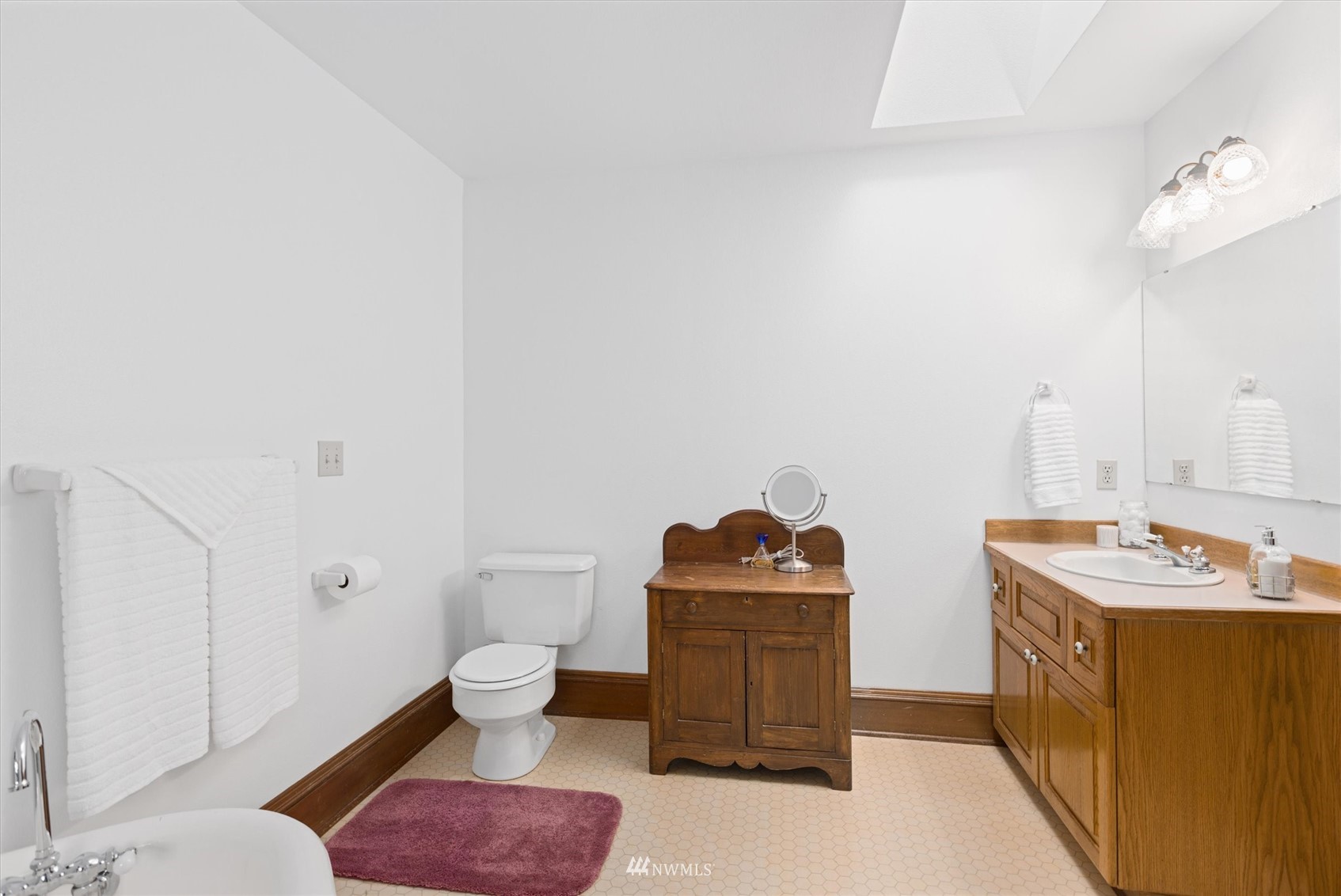 1717 Rucker Avenue Everett, WA 98201 - Photo 21 of 40 Gallery Image 21