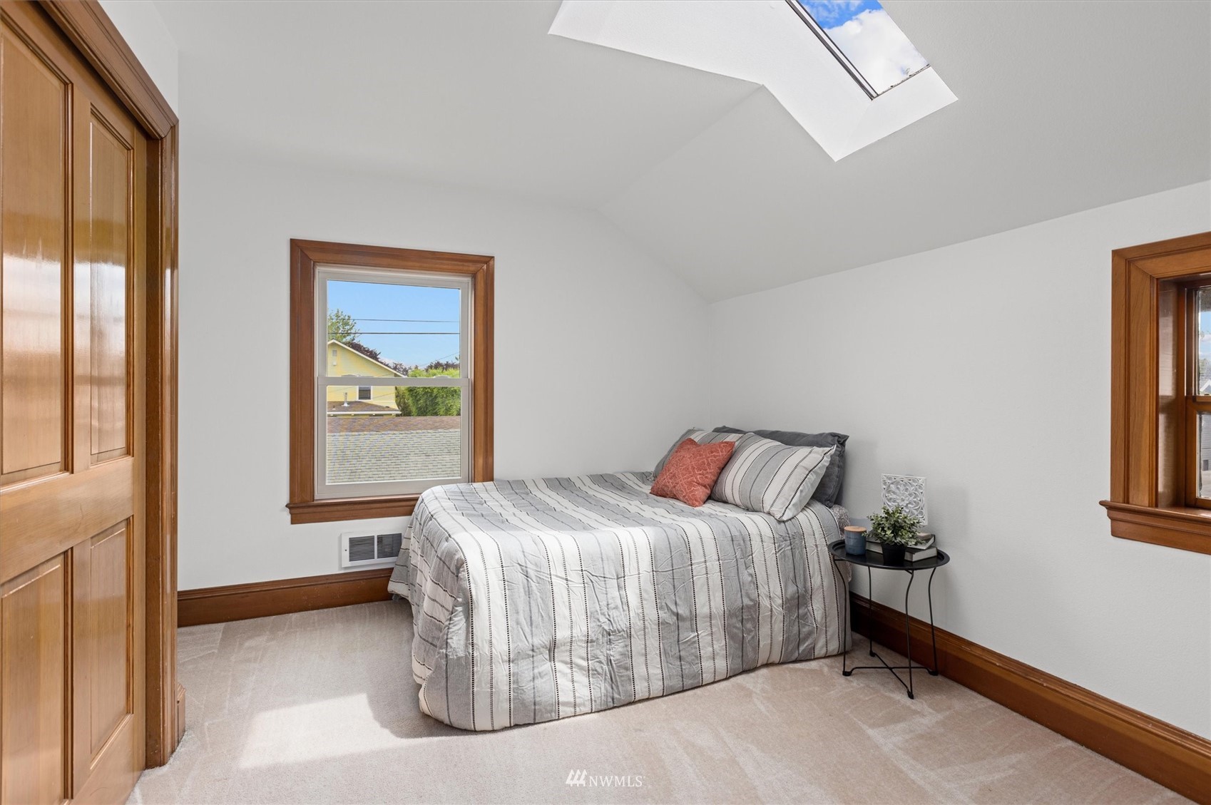 1717 Rucker Avenue Everett, WA 98201 - Photo 22 of 40 Gallery Image 22