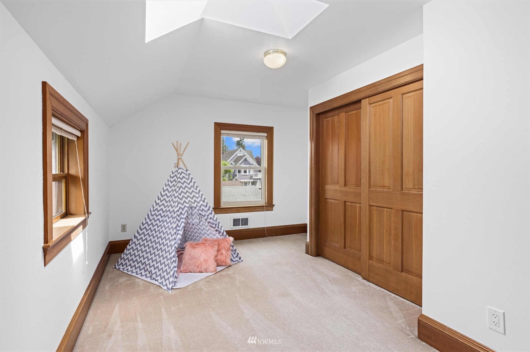 1717 Rucker Avenue Everett, WA 98201 - Photo 24 of 40 Gallery Image 24