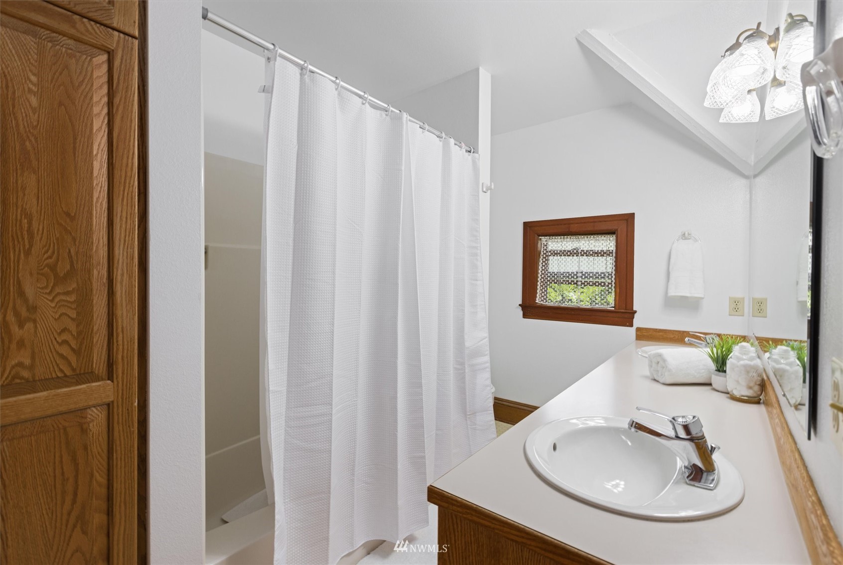 1717 Rucker Avenue Everett, WA 98201 - Photo 25 of 40 Gallery Image 25
