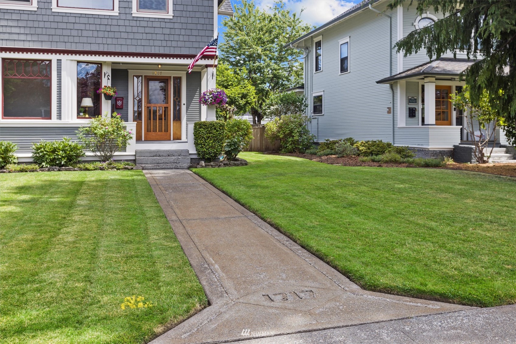 1717 Rucker Avenue Everett, WA 98201 - Photo 3 of 40 Gallery Image 3