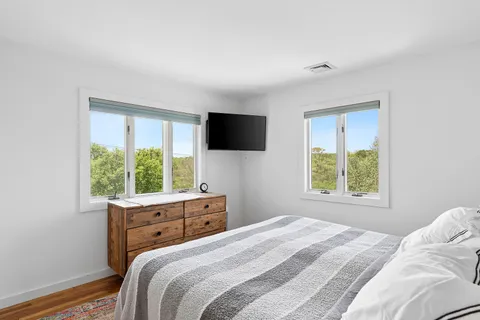 $1,790,000 | 20 South South Fenmore Street, Montauk, NY 11954
