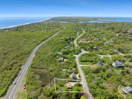$1,790,000 | 20 South South Fenmore Street, Montauk, NY 11954