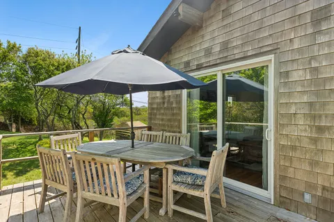 $1,790,000 | 20 South South Fenmore Street, Montauk, NY 11954